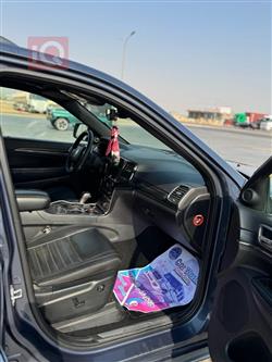 جیپ گراند شیرۆکی